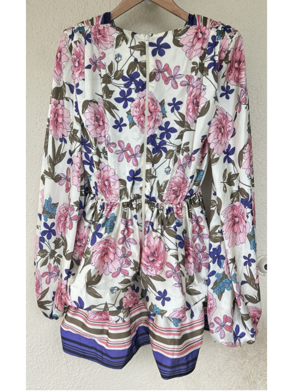 Bronx and Banco Bedouin Coastal Plunge Mini Dress Balloon Sleeve Wedding Party - Picture 7 of 12